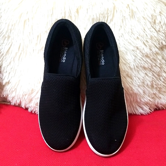 BLONDO SNEAKERS - Picture 1 of 10